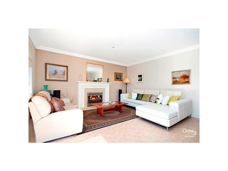 30A Anne William Dr, West Pennant Hills NSW 2125