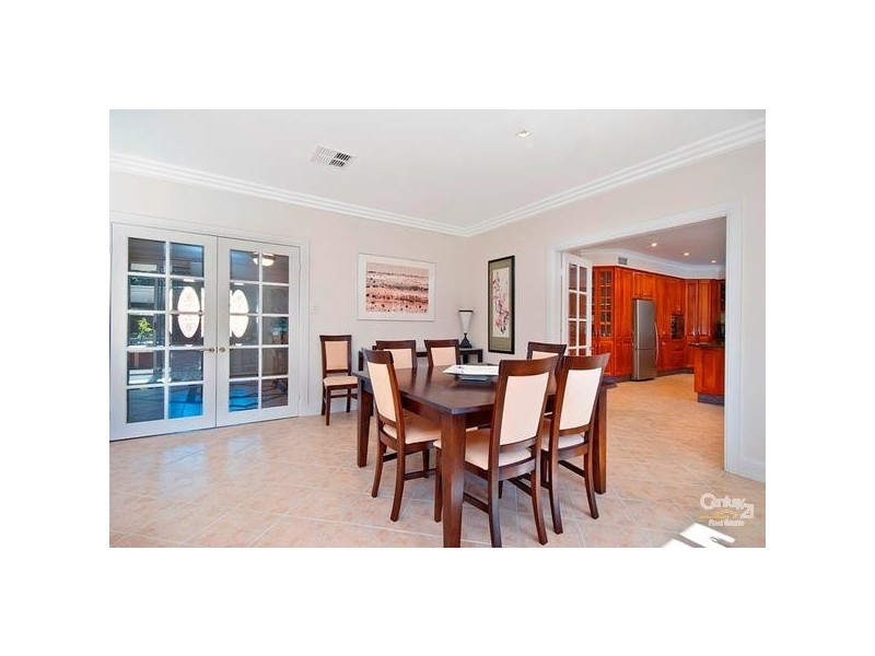 30A Anne William Dr, West Pennant Hills NSW 2125