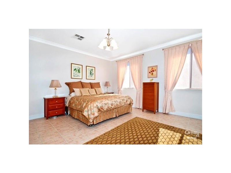 30A Anne William Dr, West Pennant Hills NSW 2125