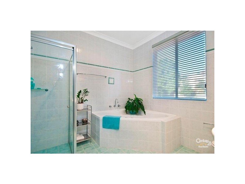 30A Anne William Dr, West Pennant Hills NSW 2125