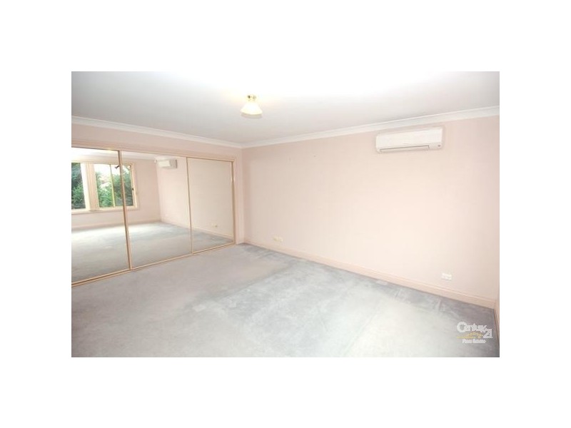 16 Tellicherry Cct, Beaumont Hills NSW 2155