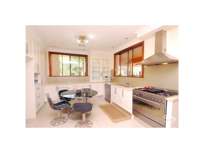 114 Francis Greenway Dr, Cherrybrook NSW 2126