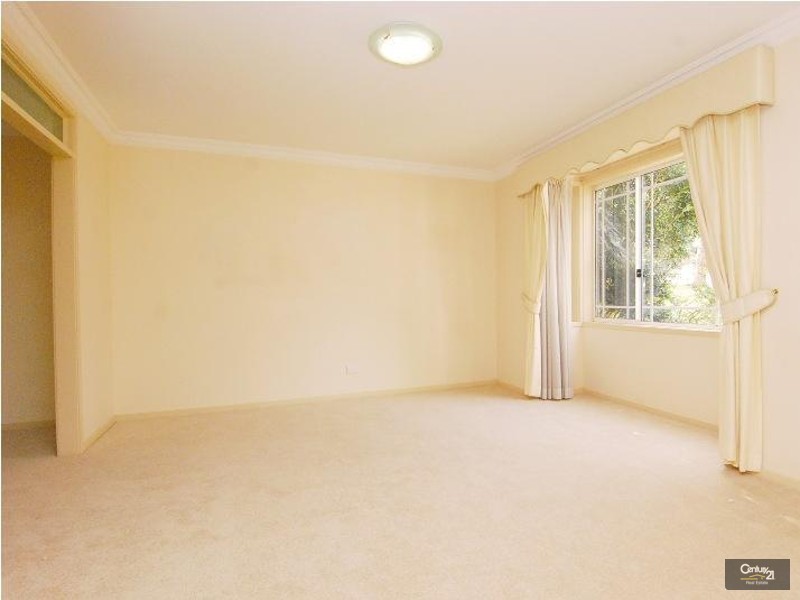 1/4 Fleur Close, West Pennant Hills NSW 2125