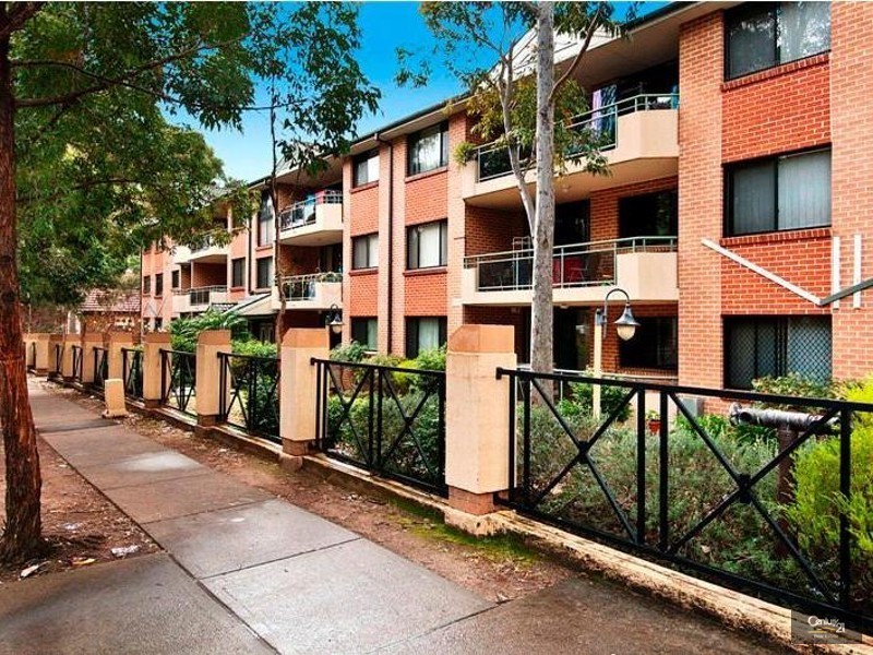 30/62 Fullagar Rd, Wentworthville NSW 2145