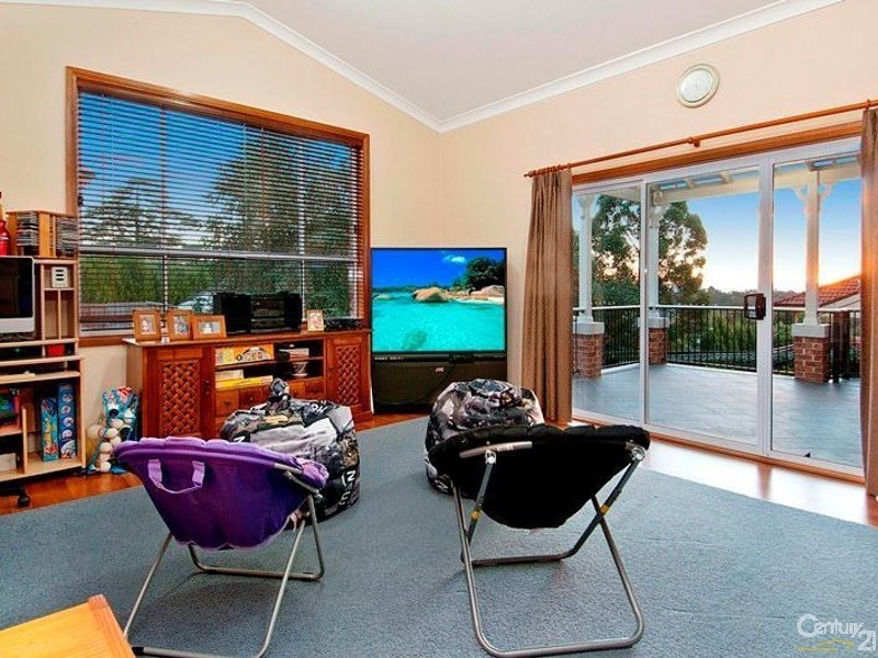 138 Old Castle Hill Rd, Castle Hill NSW 2154