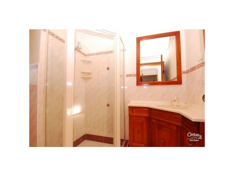 86 Oakhill Drive, Castle Hill NSW 2154