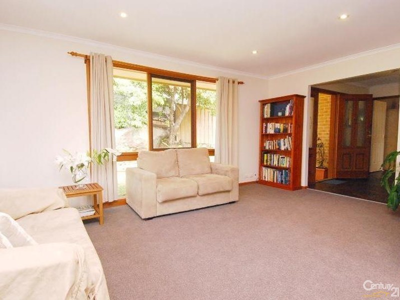 17 Wisteria Cr, Cherrybrook NSW 2126