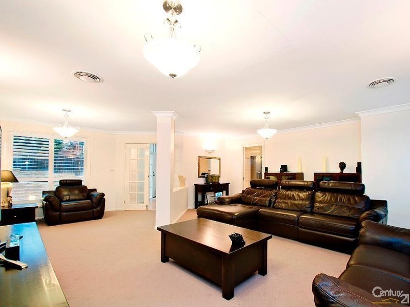 12 Oratava Avenue, West Pennant Hills NSW 2125