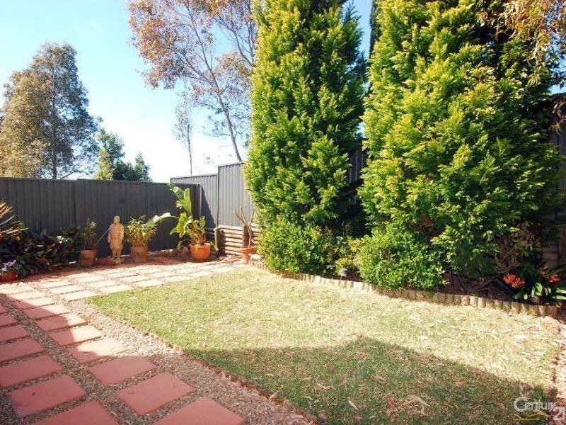 90 Harrington Avenue, Castle Hill NSW 2154