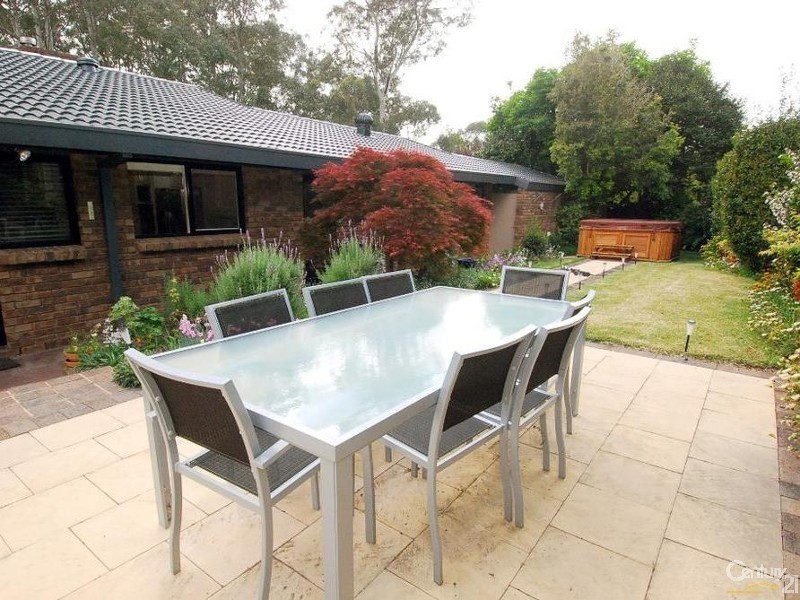 39 Gray Spence Crescent, West Pennant Hills NSW 2125