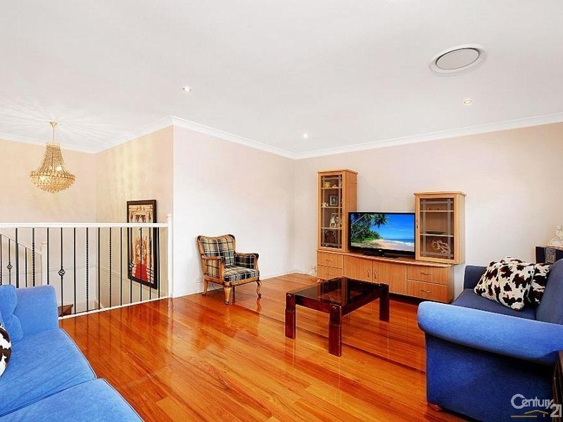 8 Lyndhurst Court, West Pennant Hills NSW 2125