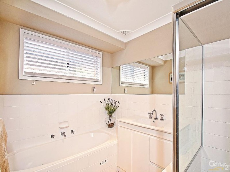 16 Neale Avenue, Cherrybrook NSW 2126