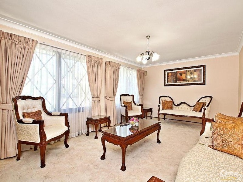 7 Edward Bennett Drive, Cherrybrook NSW 2126