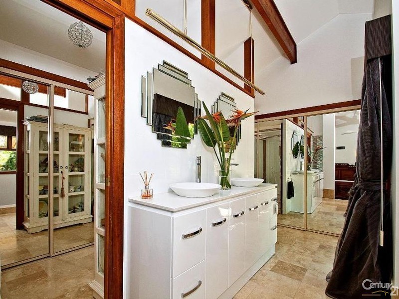 11 Kookaburra Place, West Pennant Hills NSW 2125