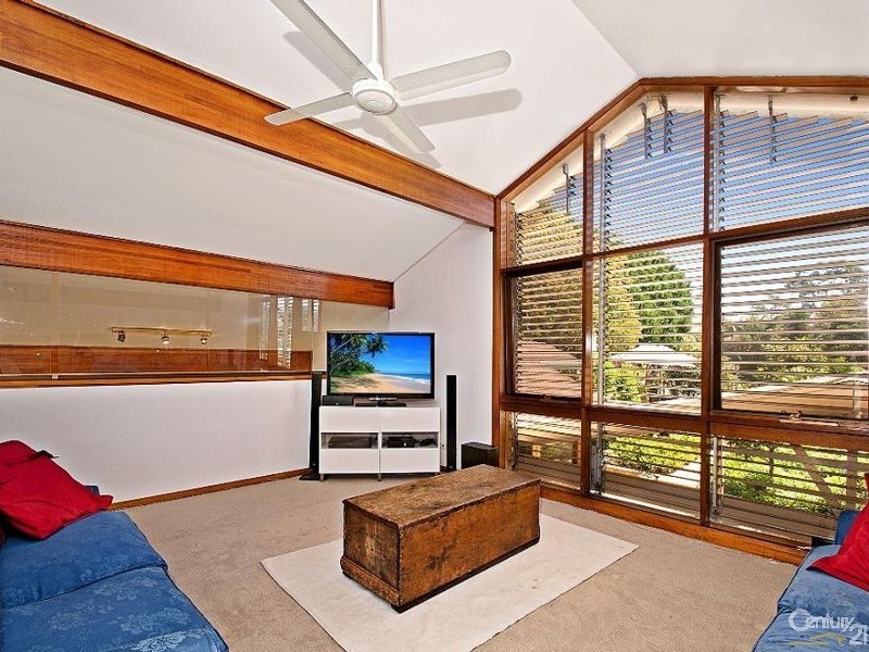 11 Kookaburra Place, West Pennant Hills NSW 2125