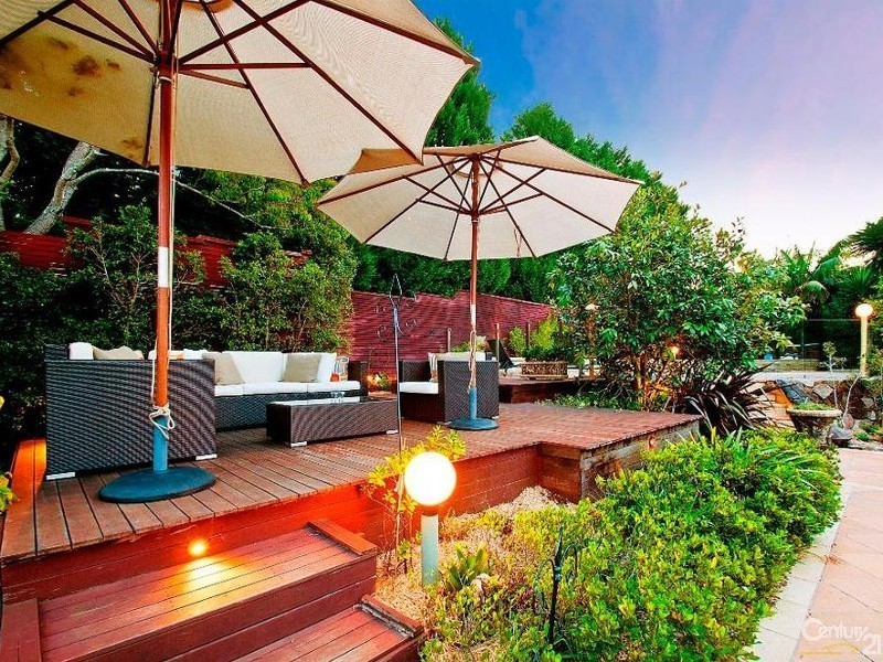 11 Kookaburra Place, West Pennant Hills NSW 2125