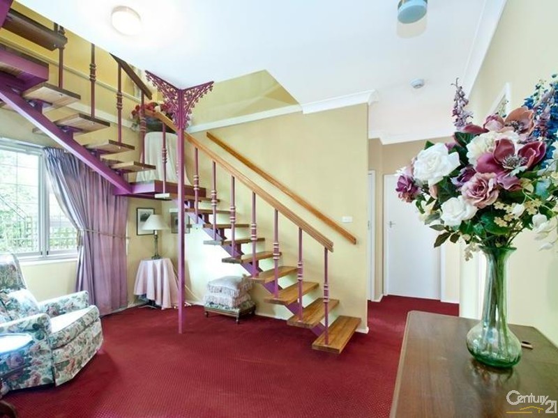 10 Tallgums Avenue, West Pennant Hills NSW 2125