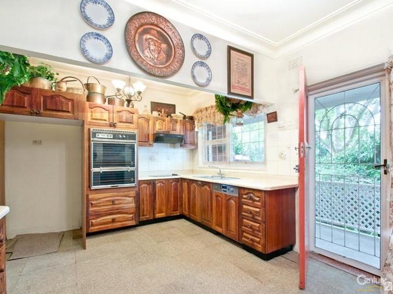 10 Tallgums Avenue, West Pennant Hills NSW 2125