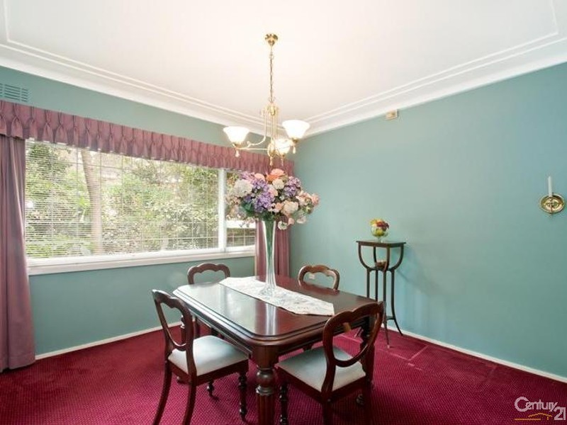 10 Tallgums Avenue, West Pennant Hills NSW 2125