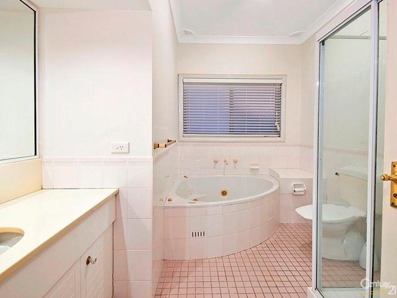 1 Kingston Close, West Pennant Hills NSW 2125