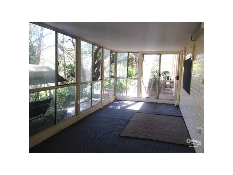 Flat, 73 Castle Hill Rd, West Pennant Hills NSW 2125
