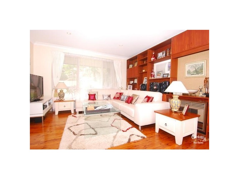 7 Hillside Place, West Pennant Hills NSW 2125