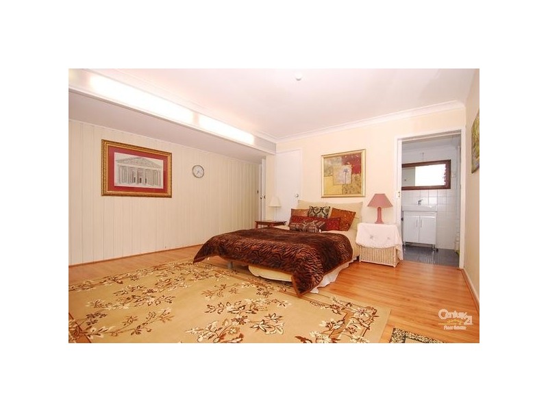 7 Hillside Place, West Pennant Hills NSW 2125