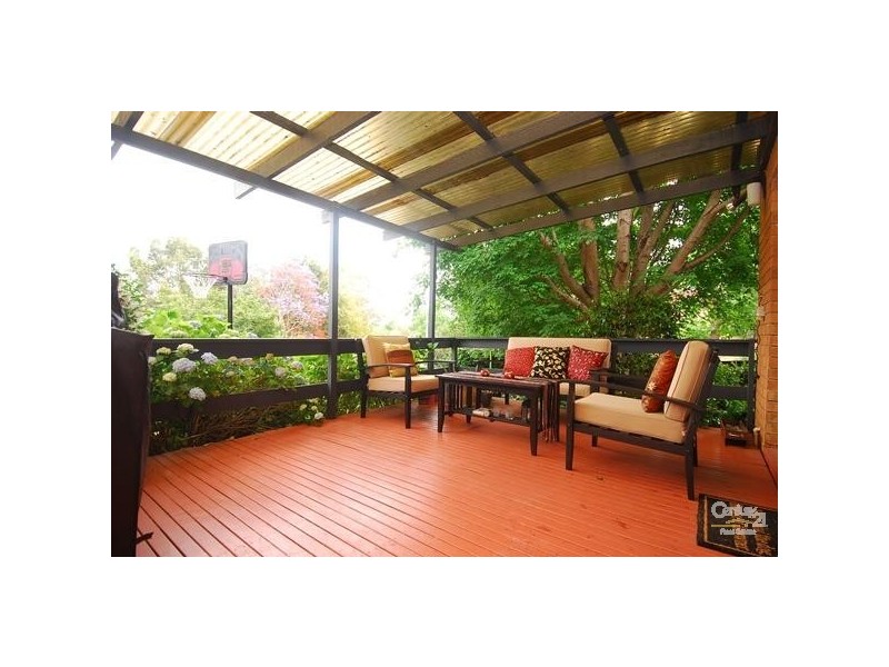 7 Hillside Place, West Pennant Hills NSW 2125