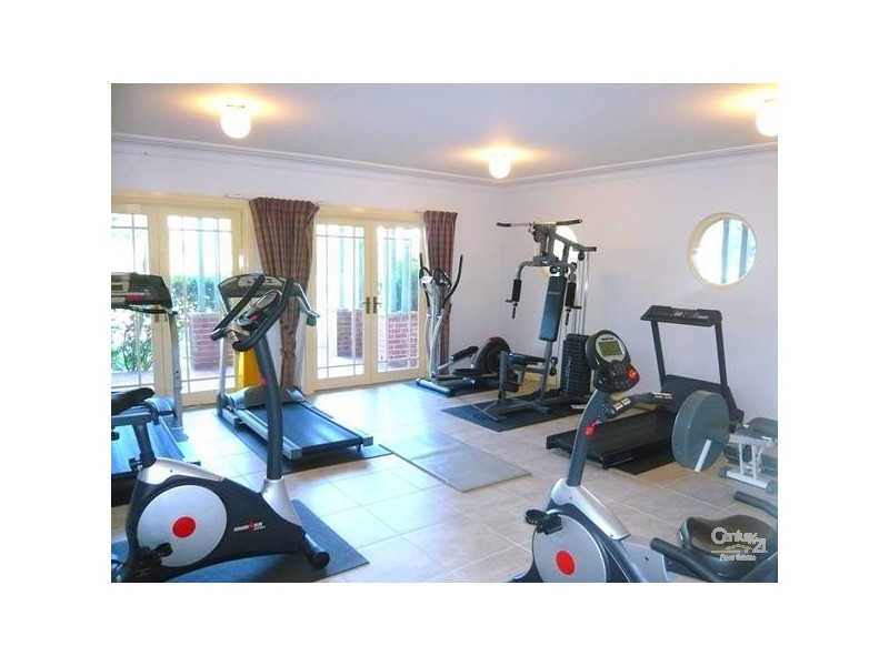 9 Hampshire Court, Cherrybrook NSW 2126