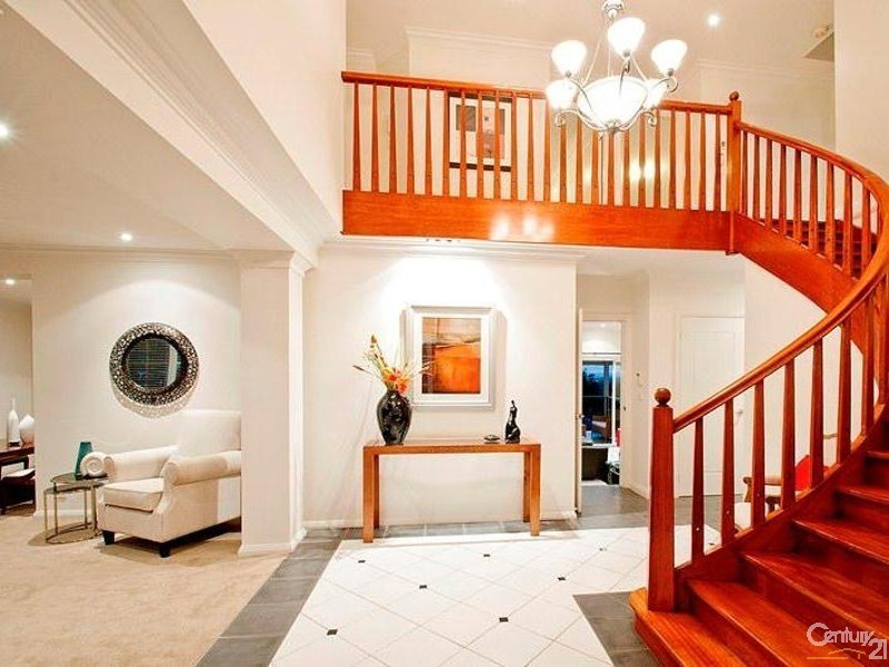 5 Huntingdale Circle, Castle Hill NSW 2154