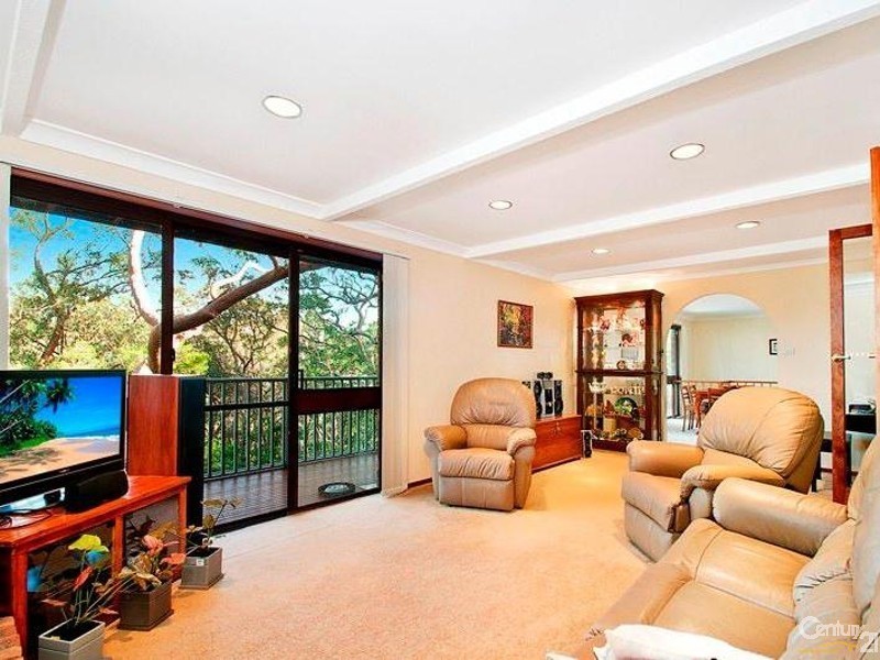 62 Francis Greenway Drive, Cherrybrook NSW 2126