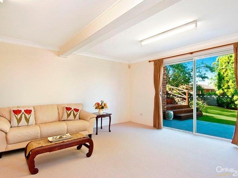 54  Aiken Rd, West Pennant Hills NSW 2125