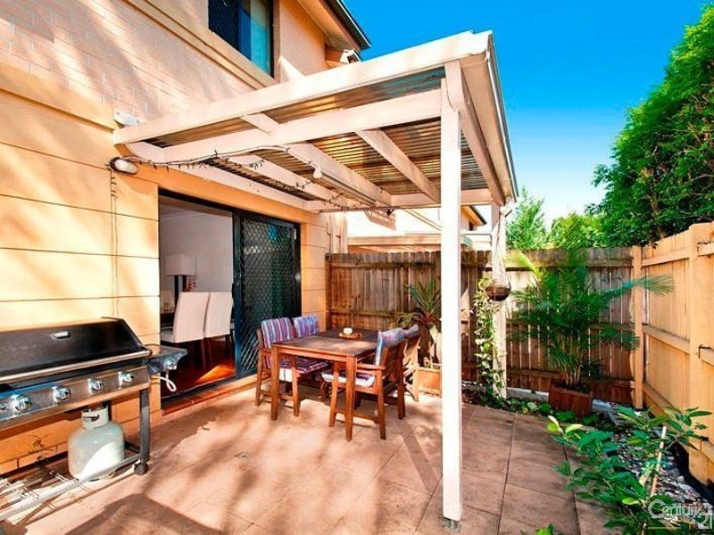 6 Newton Close, Liberty Grove NSW 2138