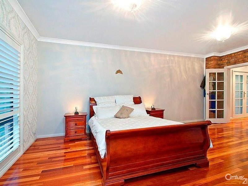 6 Blue Jay Crt, West Pennant Hills NSW 2125