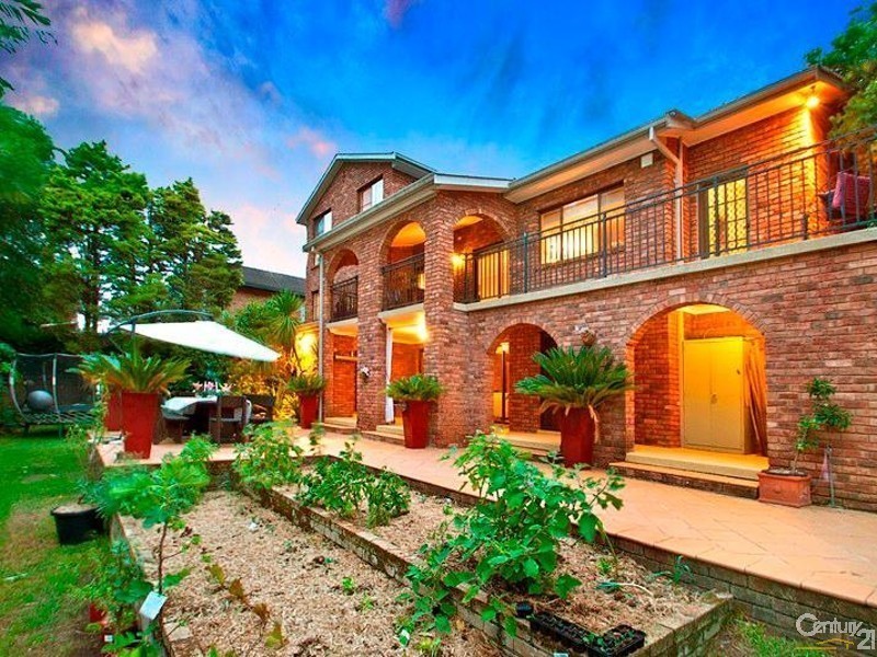 6 Blue Jay Crt, West Pennant Hills NSW 2125