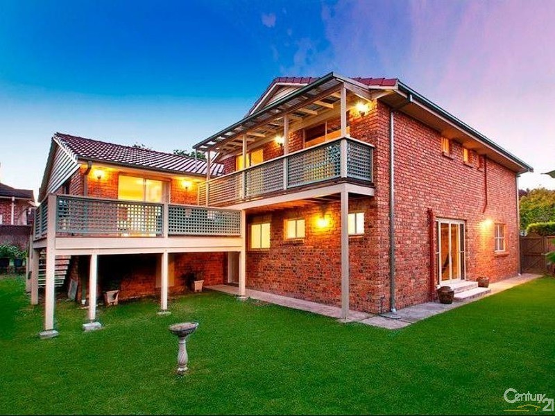 2 Barcham Ct, West Pennant Hills NSW 2125