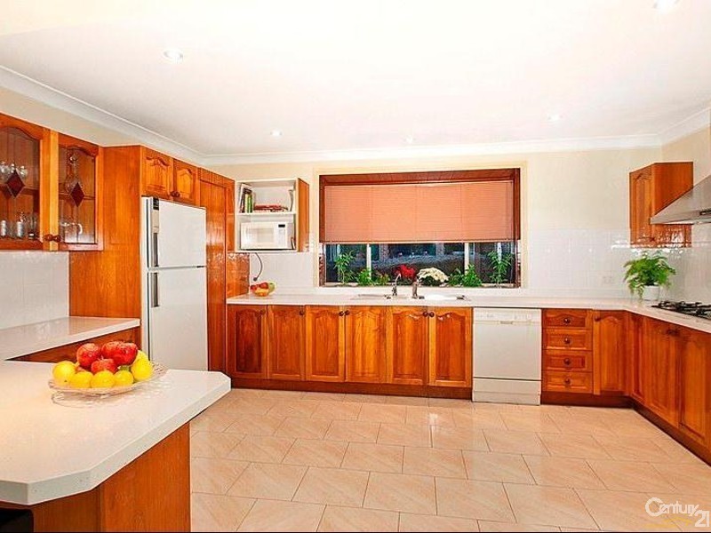 2 Barcham Ct, West Pennant Hills NSW 2125