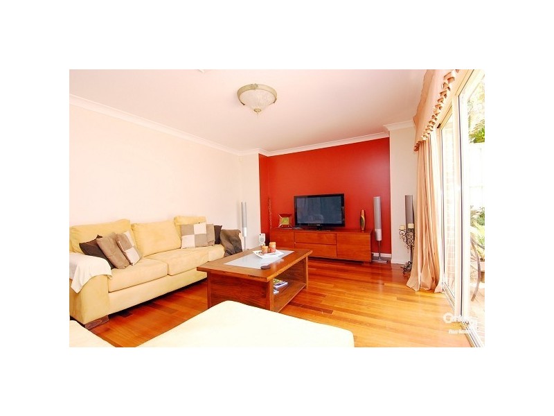 12 Eric Cooper Drive, Castle Hill NSW 2154