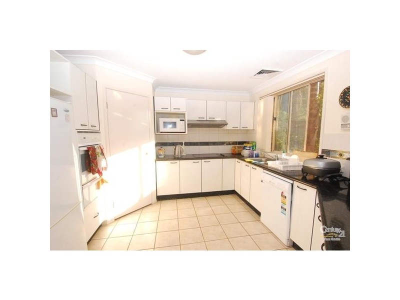 2 Bron Close, West Pennant Hills NSW 2125