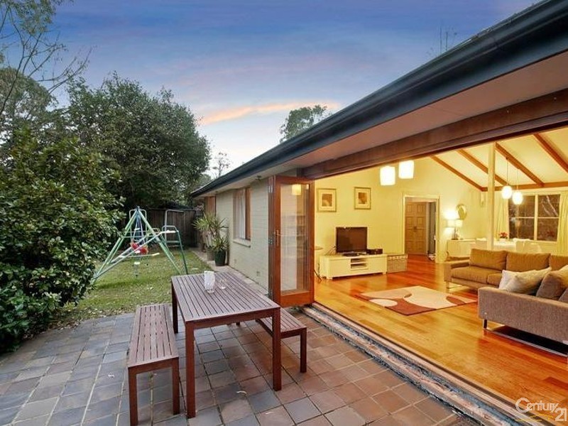 26 Graylind Ave, West Pennant Hills NSW 2125