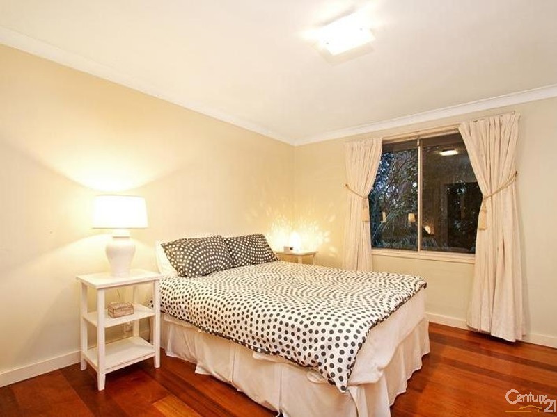 26 Graylind Ave, West Pennant Hills NSW 2125