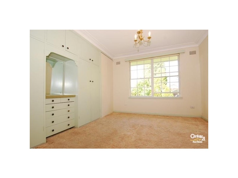 41 New Farm Rd, West Pennant Hills NSW 2125