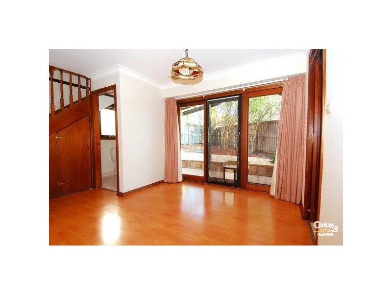 86 Oakhill Drive, Castle Hill NSW 2154