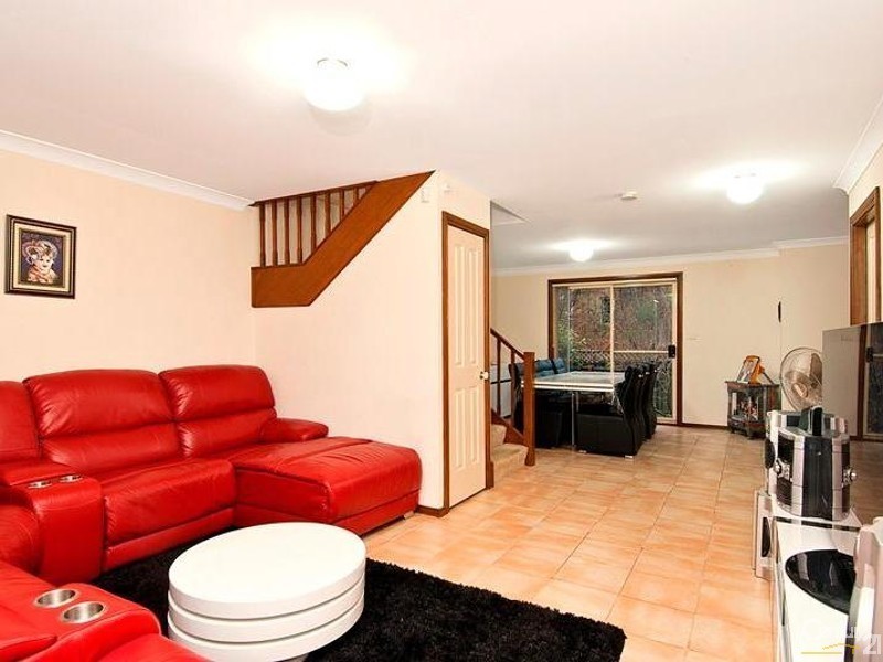 3/4 Gumnut Pl, Cherrybrook NSW 2126