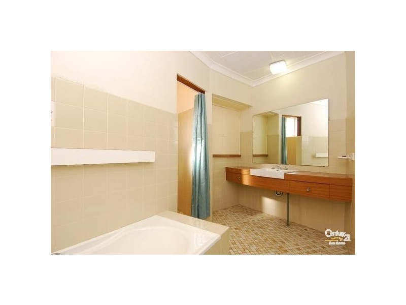 41 New Farm Rd, West Pennant Hills NSW 2125