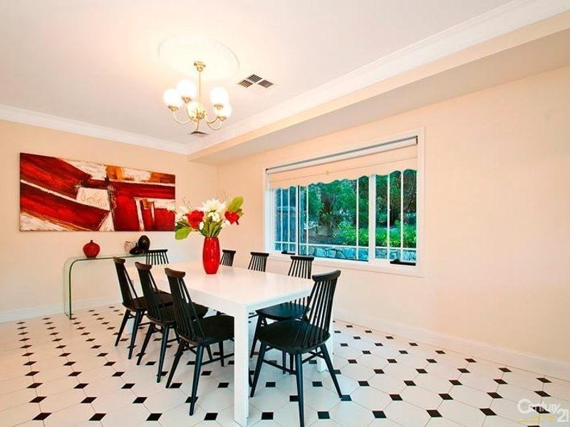 23 Blacks Road, West Pennant Hills NSW 2125