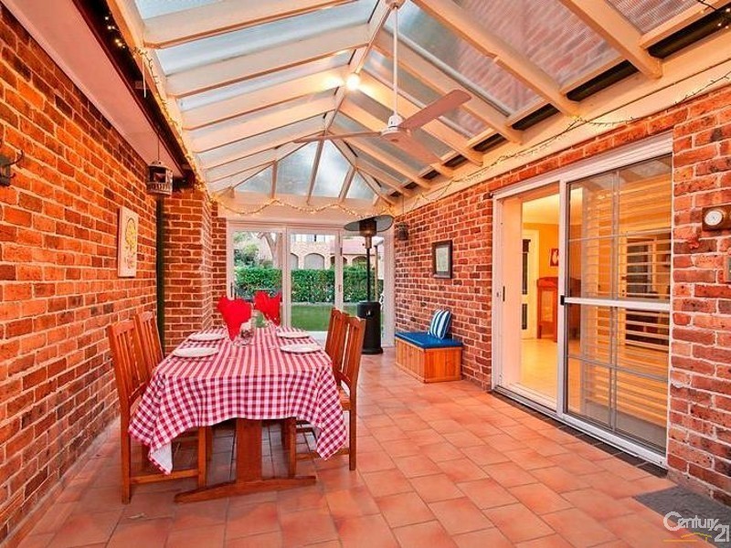 1 Elliott Place, Cherrybrook NSW 2126