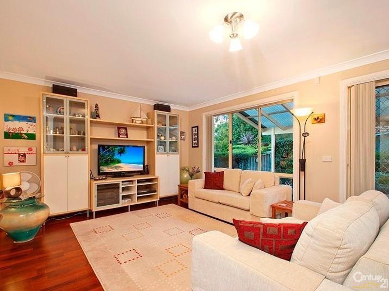 2 Minnamurra Grove, Dural NSW 2158