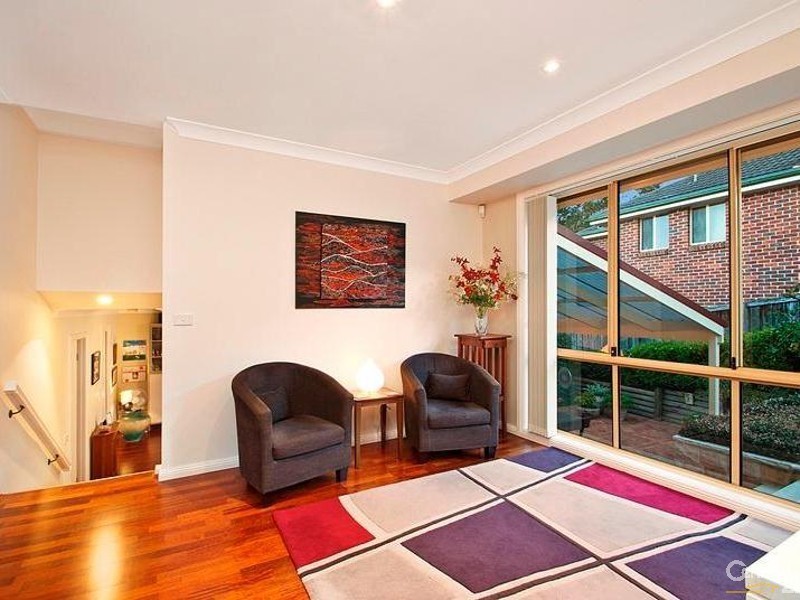 2 Minnamurra Grove, Dural NSW 2158