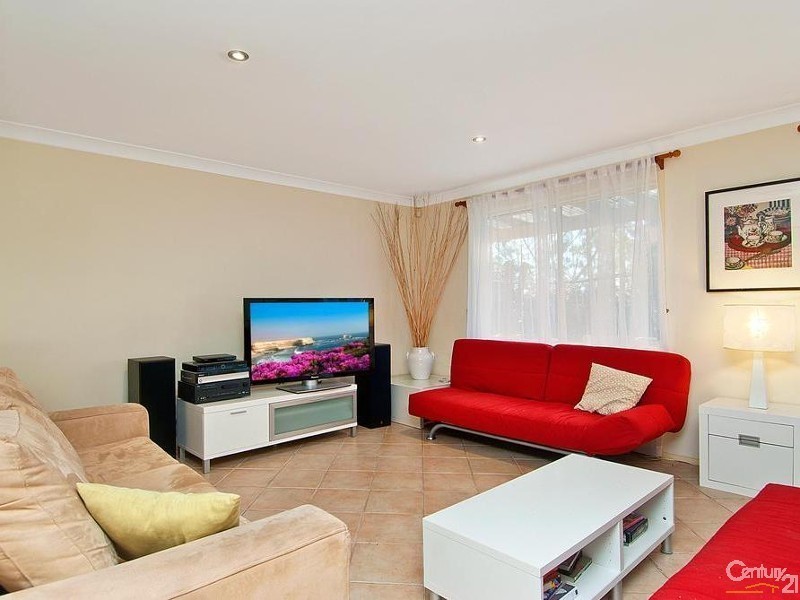 8 Hillsborough Court, Cherrybrook NSW 2126